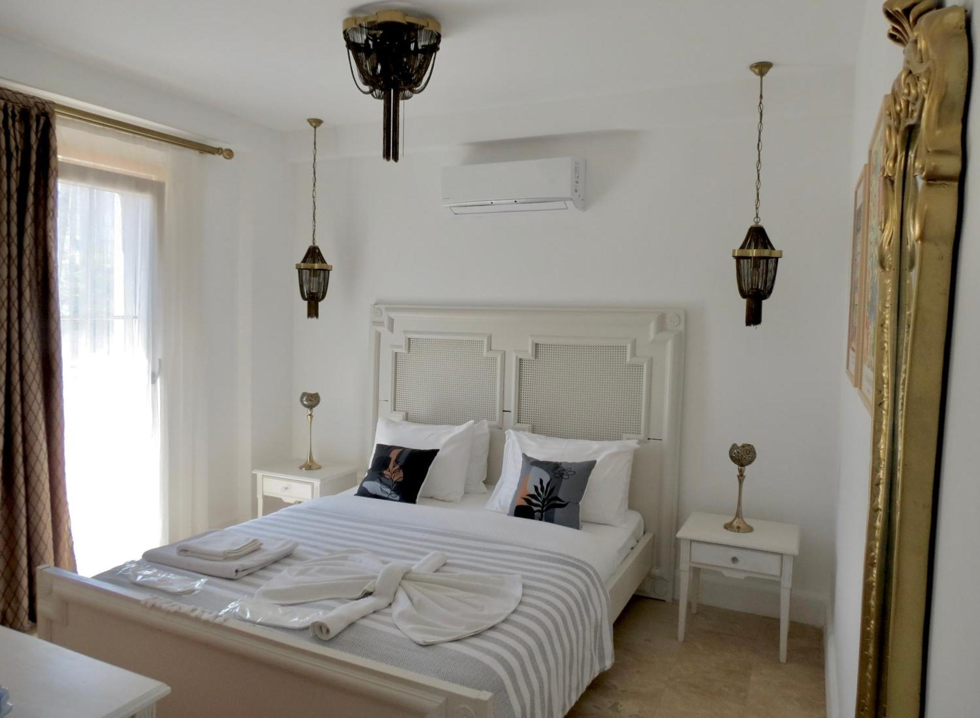 Fedora Otel Alacati Exterior photo