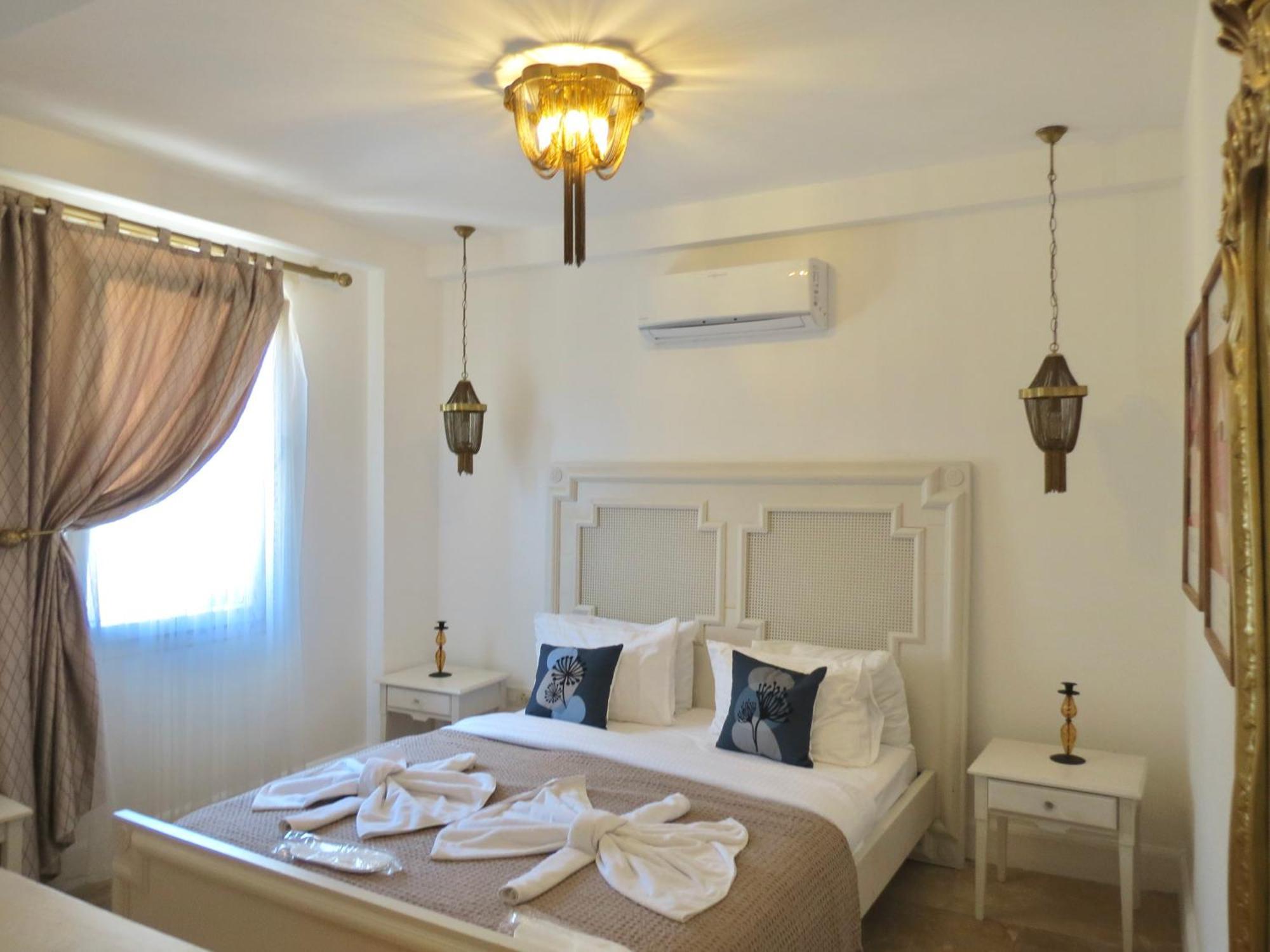Fedora Otel Alacati Exterior photo